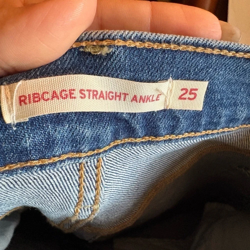 Levis Premium Womens Ribcage Straight Denim Jeans Blue High Waist Straight sz 25